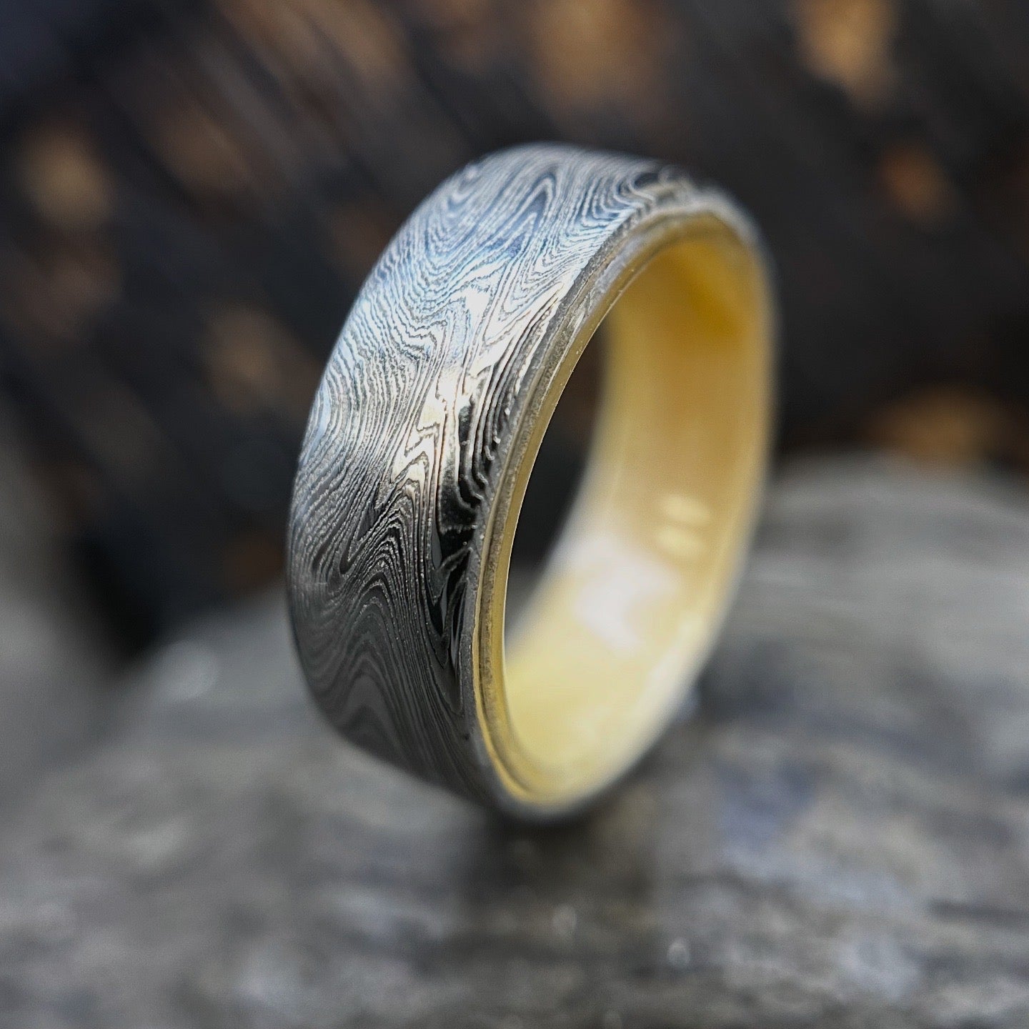 Listing for Dan & Liv