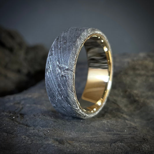 War torn Damascus Steel Ring with 9ct Gold Inside